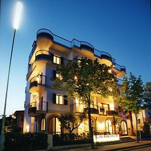 Ilios Residence